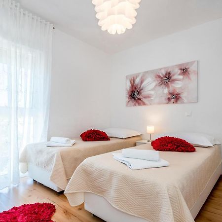 Kuca Za Odmor - Sibenik Villa Brodarica  Exteriör bild